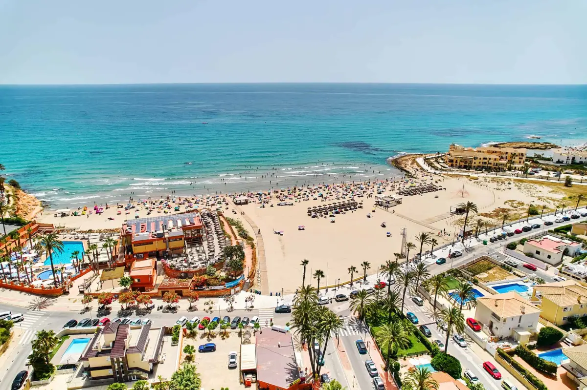 Explora La Zenia: Un Paraíso Costero
