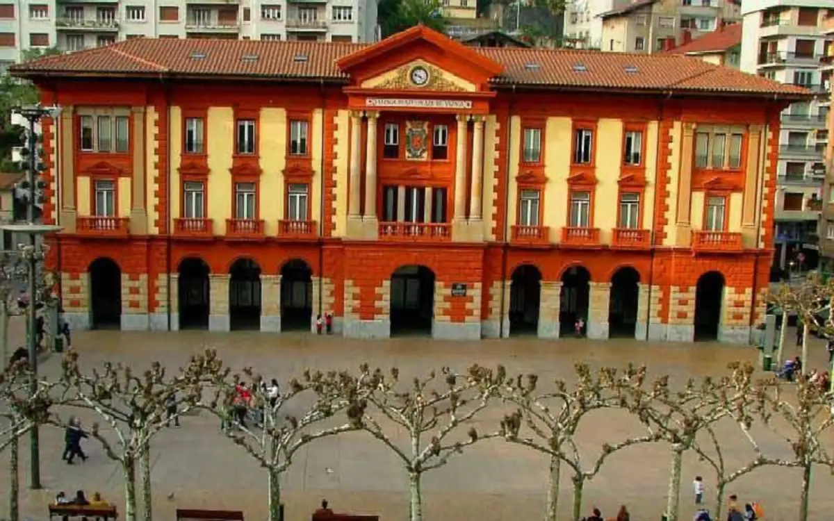 Discover Eibar: Top Things to Do and See