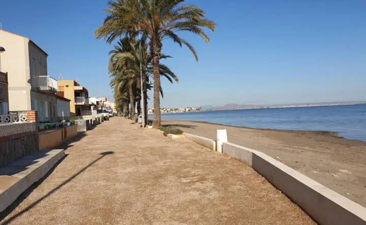 Descubre el Encanto de Los Urrutias